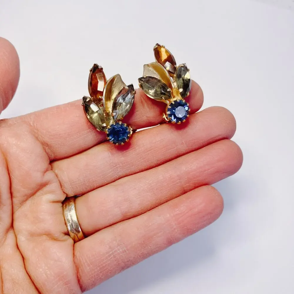 Vintage Signed Weiss Mid Century Rhinestone Clip Earrings Blue Gray Leaf Spray